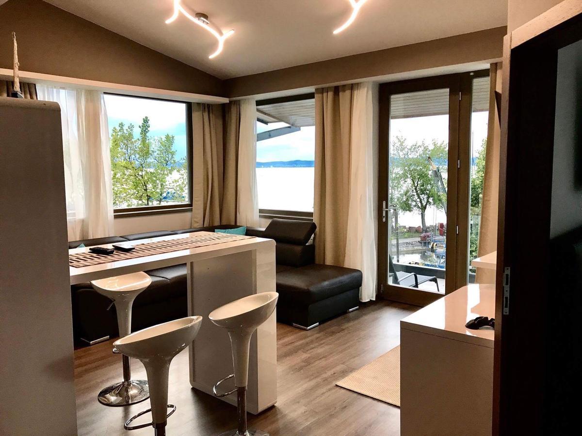 Calypso Lakeside Rooms & Lux Apartments Siofok Dış mekan fotoğraf