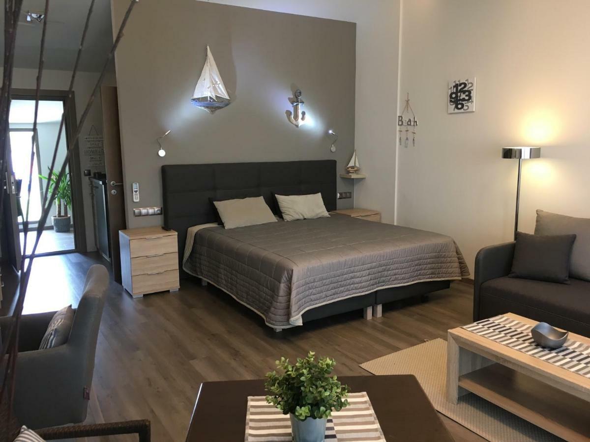 Calypso Lakeside Rooms & Lux Apartments Siofok Dış mekan fotoğraf