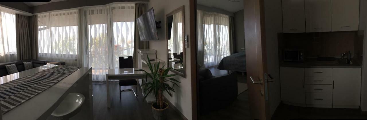Calypso Lakeside Rooms & Lux Apartments Siofok Dış mekan fotoğraf